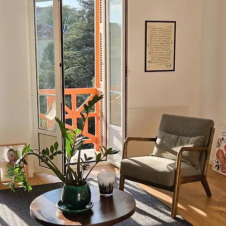 Bright Artist's On Hills