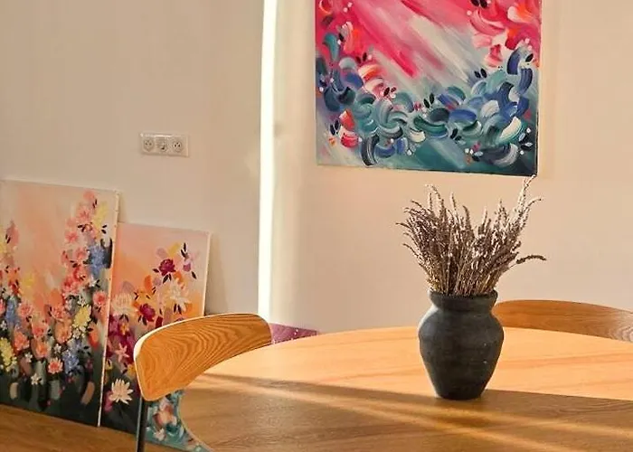 Bright Artist's On Hills