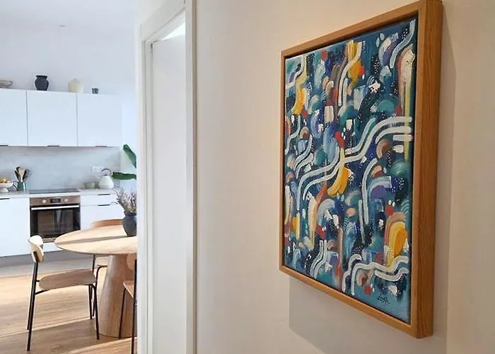Bright Artist's On Hills Nice